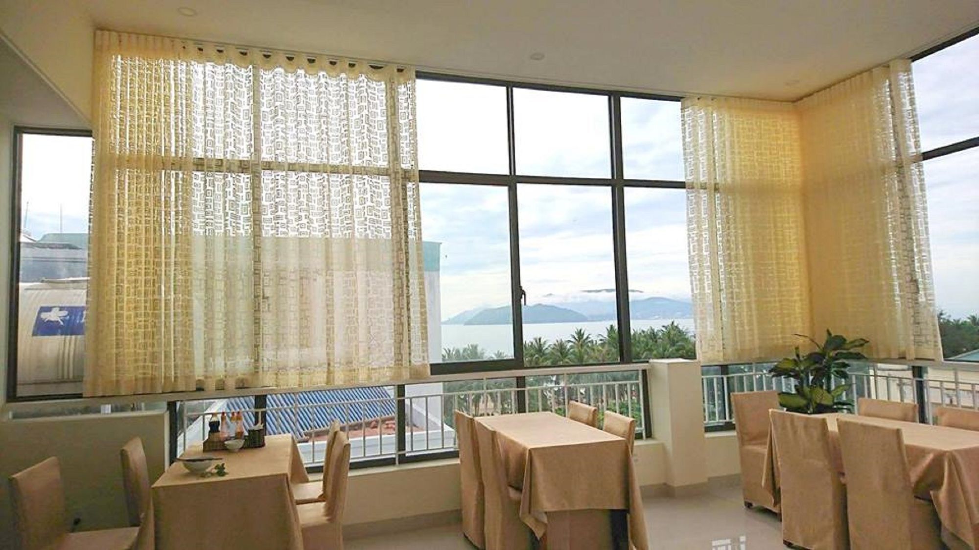 Senkotel Nha Trang Managed By Nest Group Екстер'єр фото